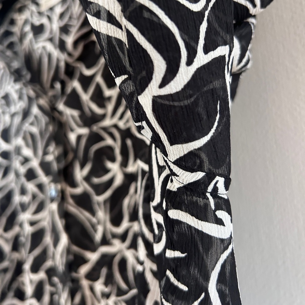 Y2K CHICO’S Sheer Silk Button Down Tunic Top Art Wear Minimalist Boho Size XL - Picture 11 of 15